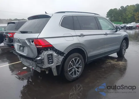 2020 Volkswagen Tiguan 2.0T Se/2.0T Se R-Line Black/2.0T Sel z USA, uszkodzony, nr VIN 3VV3B7AX5LM031985